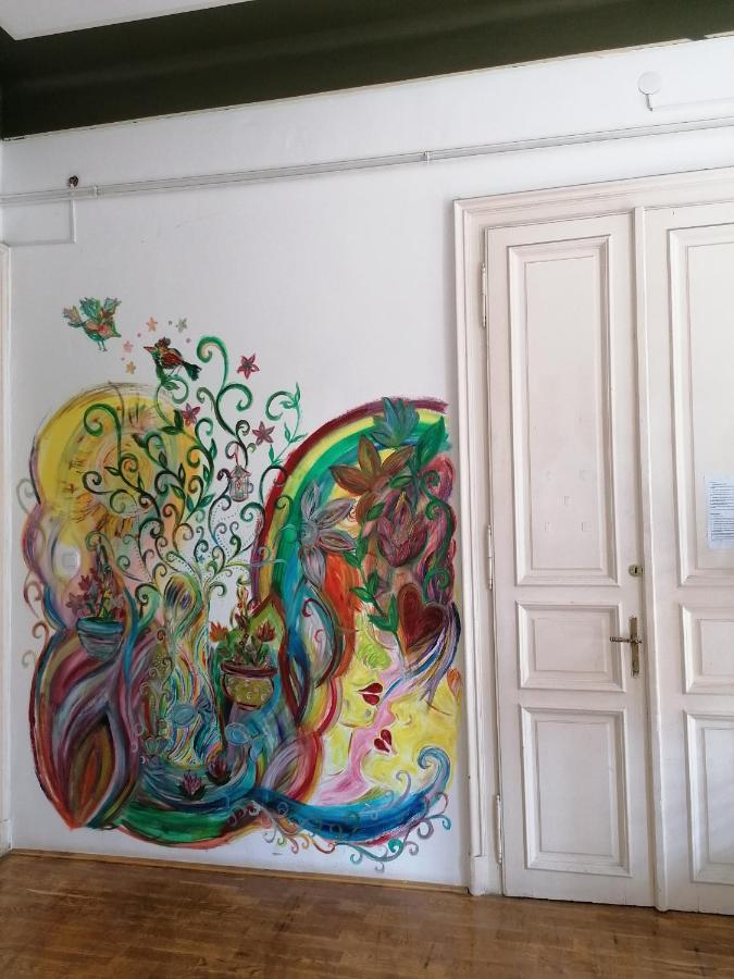 Black Dog Hostel Budapest Eksteriør bilde